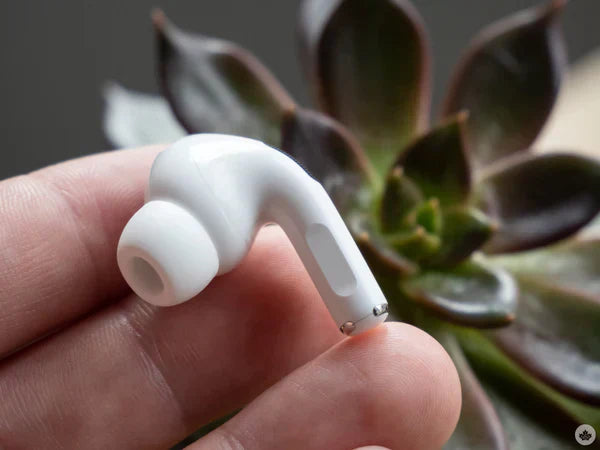 COMBO OFFER - AIRPODS PRO 2ND GEN + MAGSAFE POWERBANK 10000 MAH